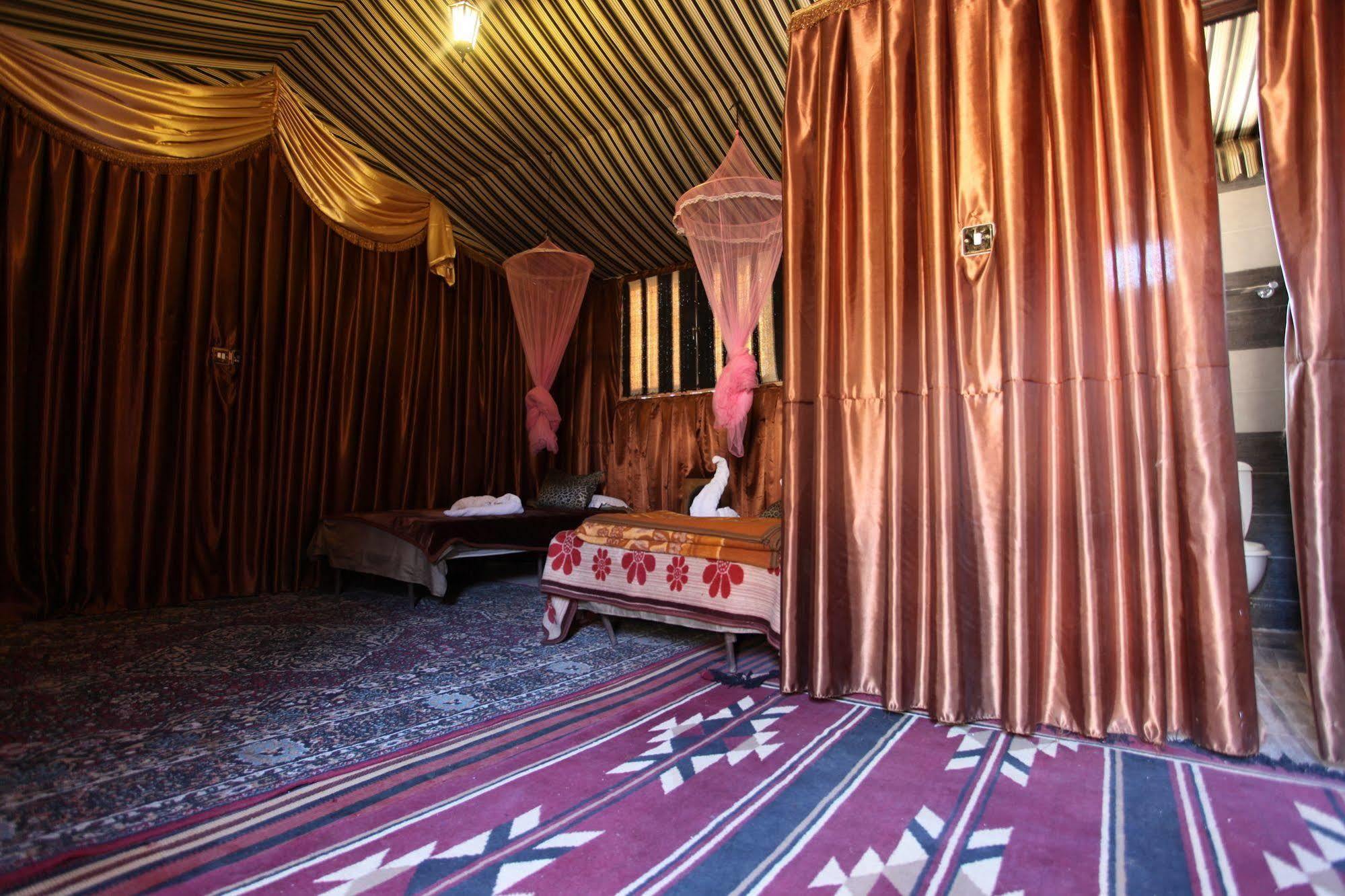Captain'S Desert Camp Ουάντι Ραμ Εξωτερικό φωτογραφία